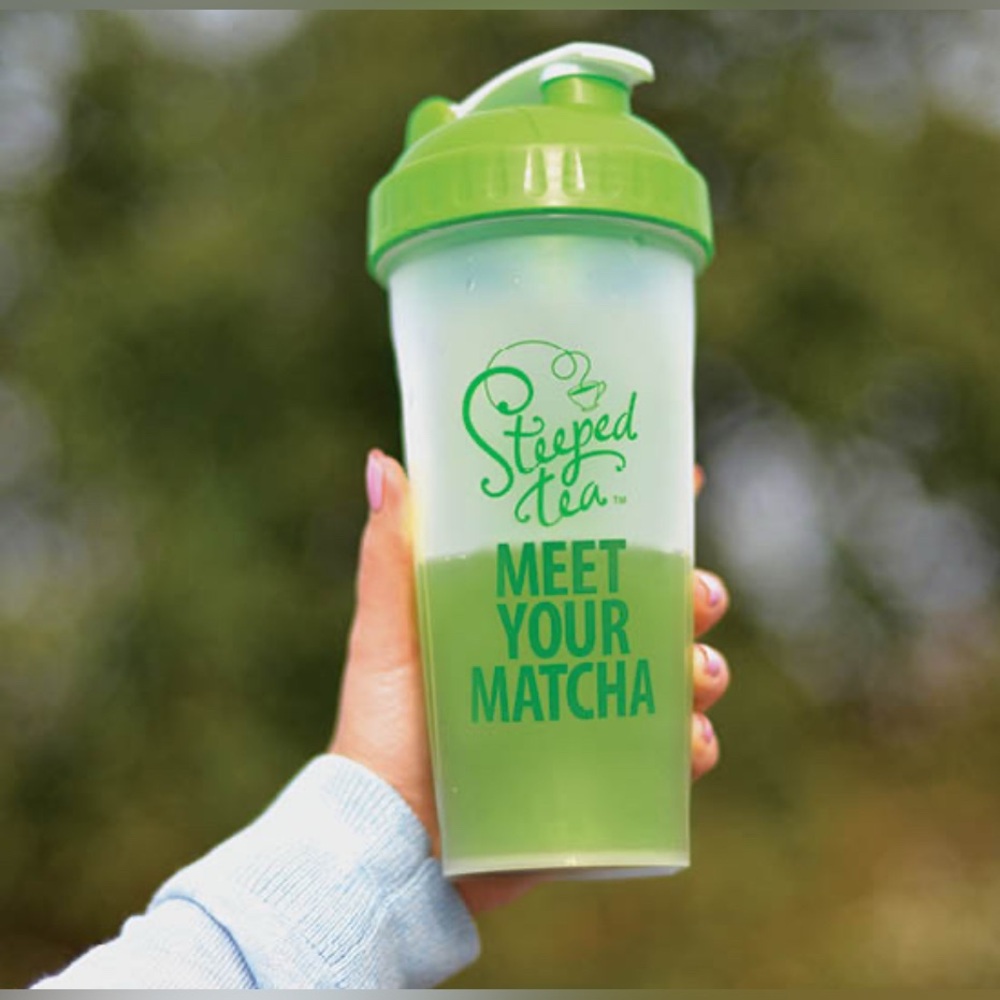 Brand new Steeped Tea Matcha Tea Shaker - plastic